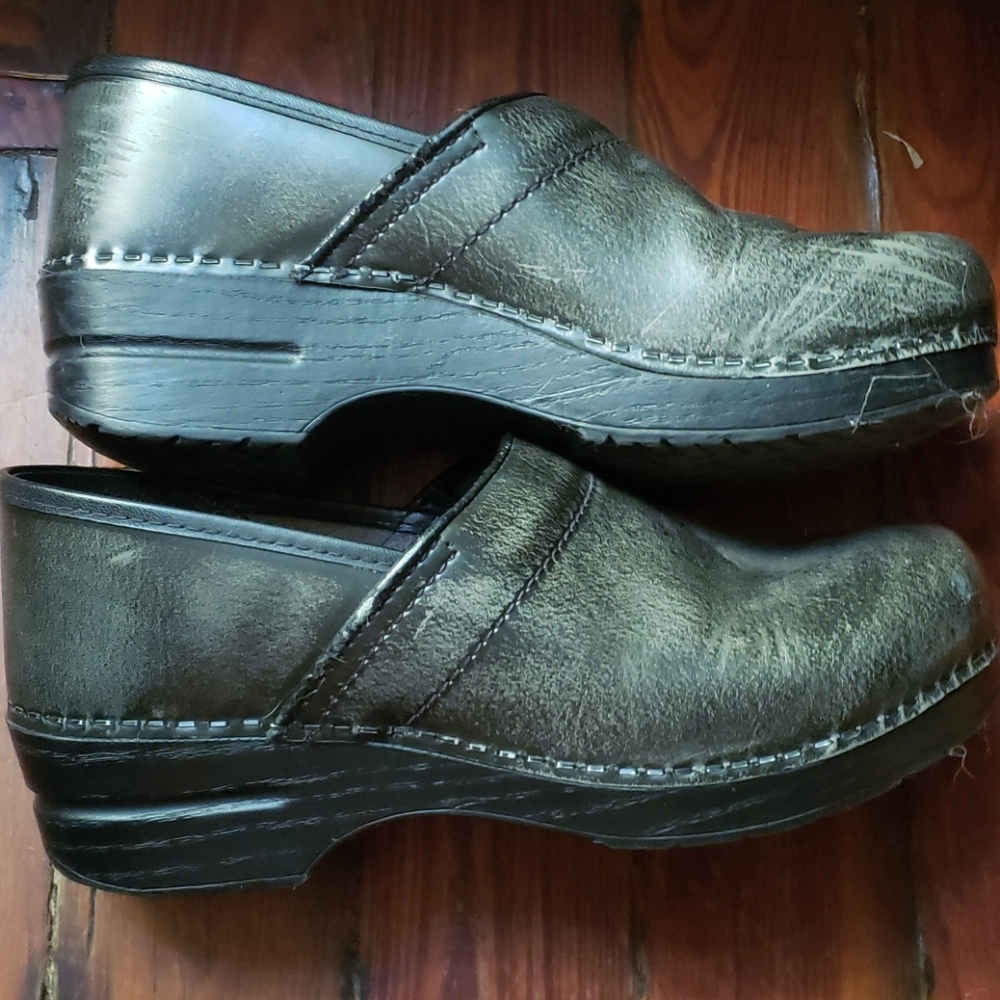 Dansko clogs - Picture 2 of 5